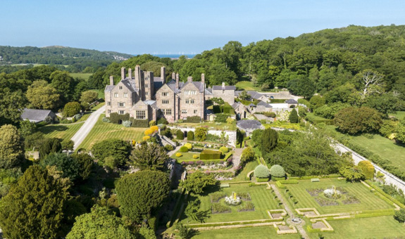 Conwy Country House